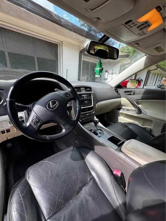 2009 Lexus IS 2nd Gen - Image 17 of 20