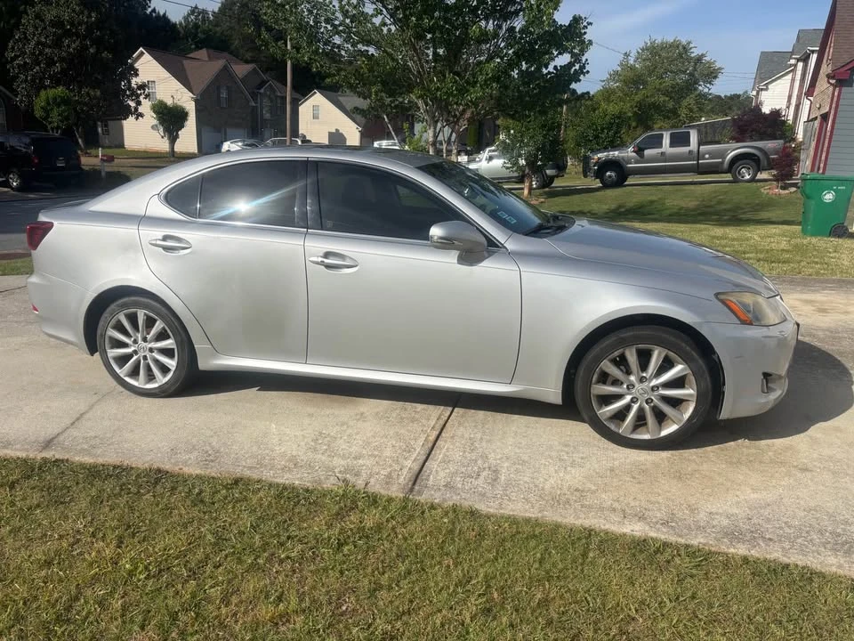 2009 Lexus IS 2nd Gen - Image 5 of 14