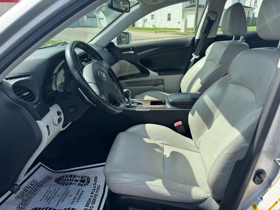 2009 Lexus IS 2nd Gen - Image 6 of 7