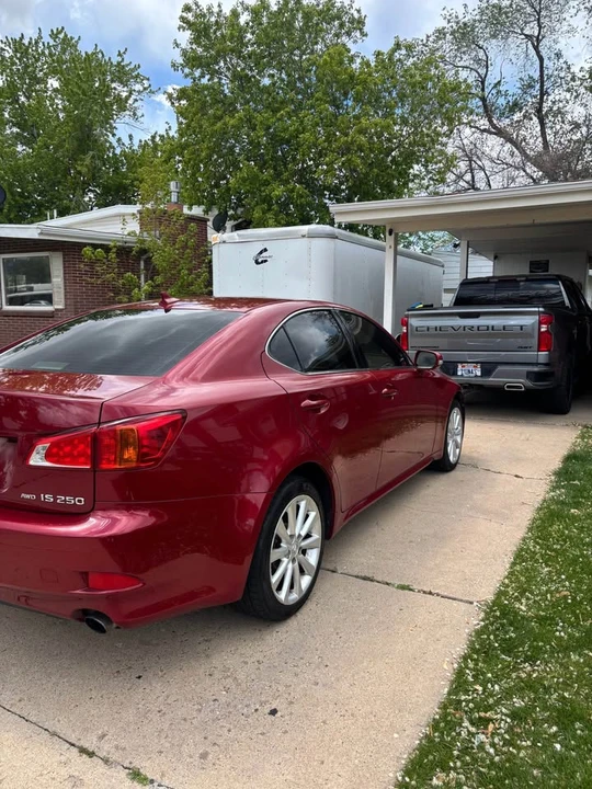 2009 Lexus IS 2nd Gen - Image 5 of 11
