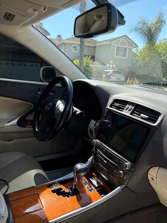 2009 Lexus IS 2nd Gen - Image 12 of 14