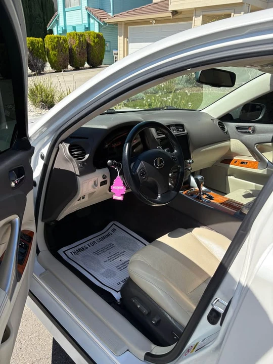 2009 Lexus IS 2nd Gen - Image 7 of 14