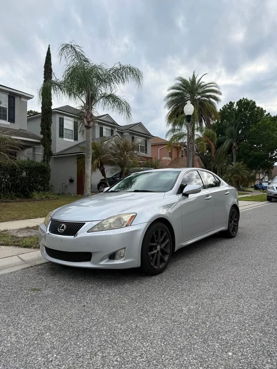 2009 Lexus IS 2nd Gen - Image 4 of 20