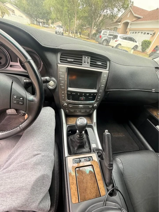 2009 Lexus IS 2nd Gen - Image 14 of 20
