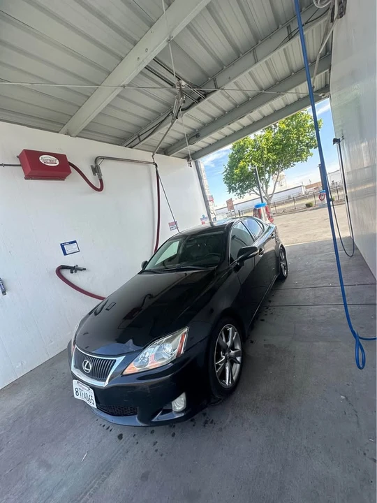 2009 Lexus IS 2nd Gen - Image 4 of 11