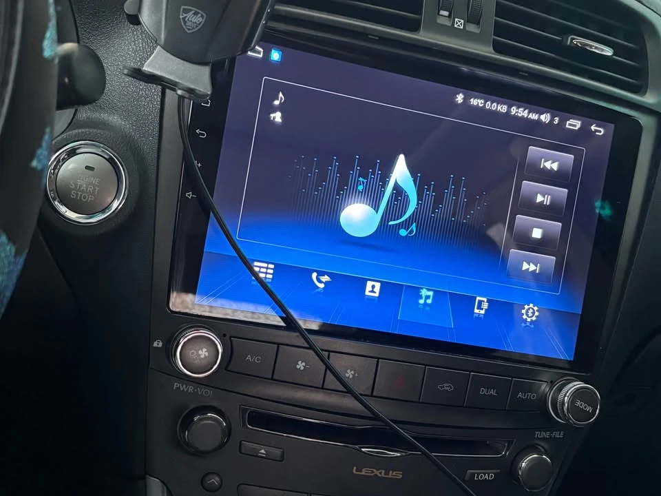 2009 Lexus IS 2nd Gen - Image 8 of 9