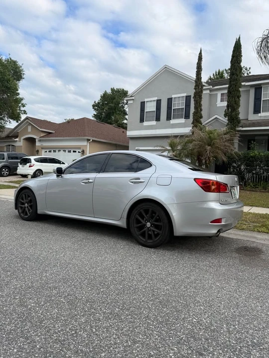 2009 Lexus IS 2nd Gen - Image 5 of 20