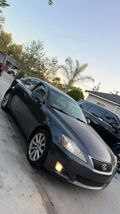 2009 Lexus IS 2nd Gen - Image 2 of 9