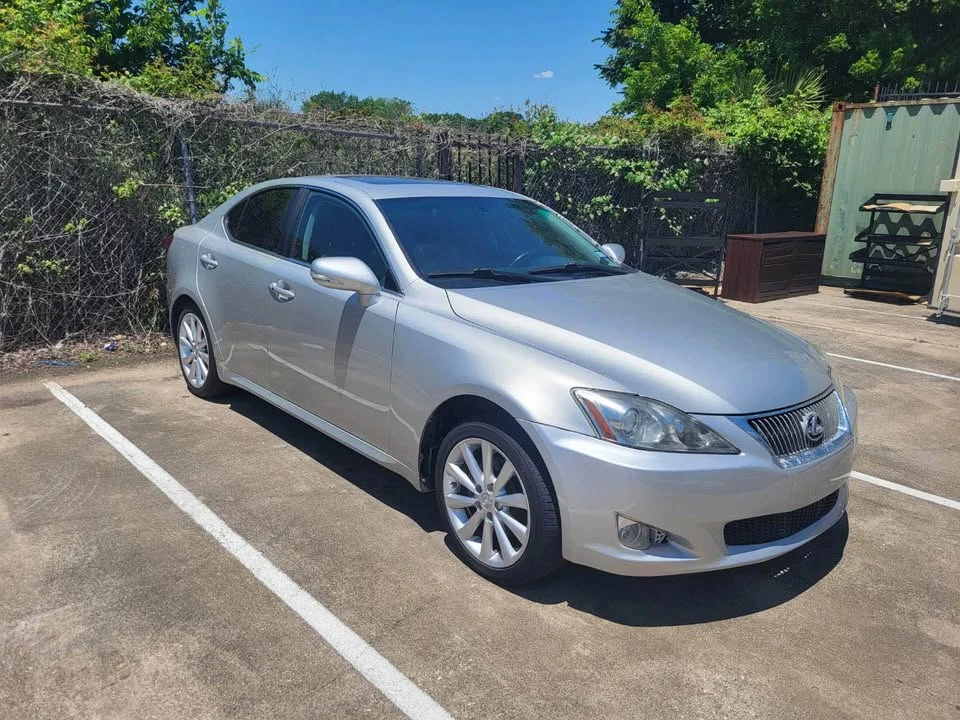 2009 Lexus IS 2nd Gen - Image 2 of 4