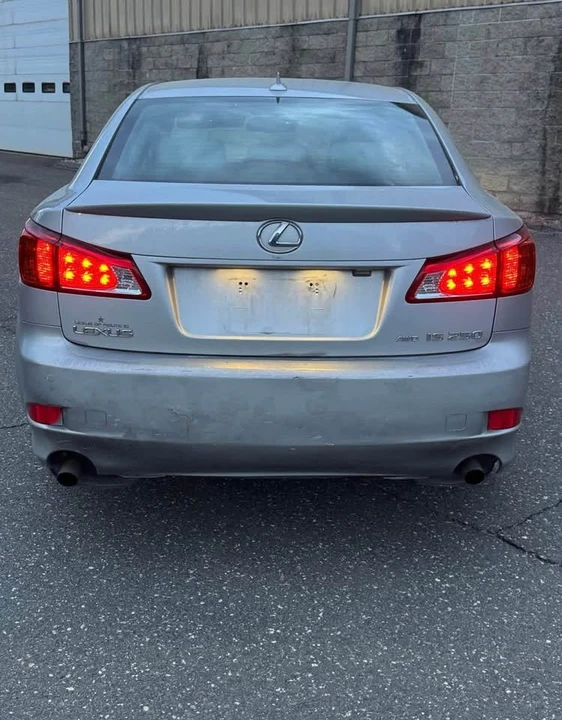 2009 Lexus IS 2nd Gen - Image 4 of 14