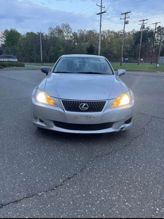 2009 Lexus IS 2nd Gen - Image 8 of 14