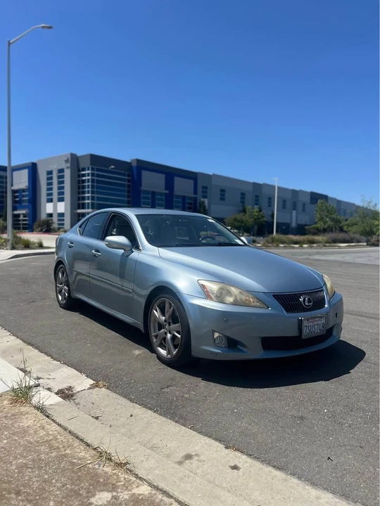 2009 Lexus IS 2nd Gen - Image 2 of 9