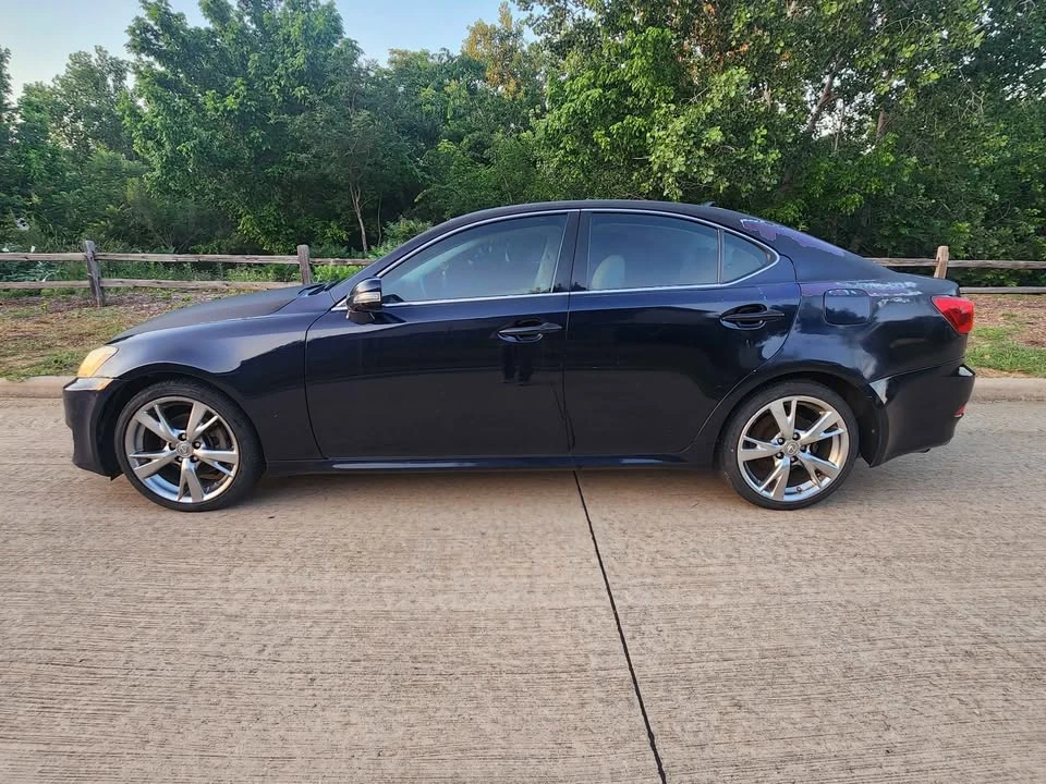 2009 Lexus IS 2nd Gen - Image 3 of 11