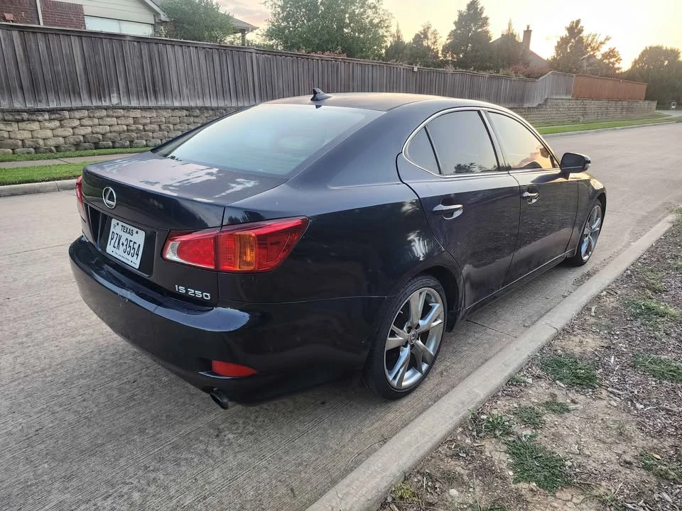 2009 Lexus IS 2nd Gen - Image 6 of 11