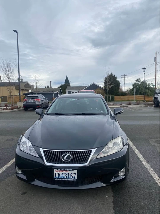 2009 Lexus IS 2nd Gen - Image 2 of 8