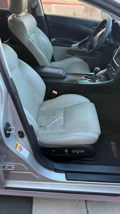 2009 Lexus IS 2nd Gen - Image 14 of 20