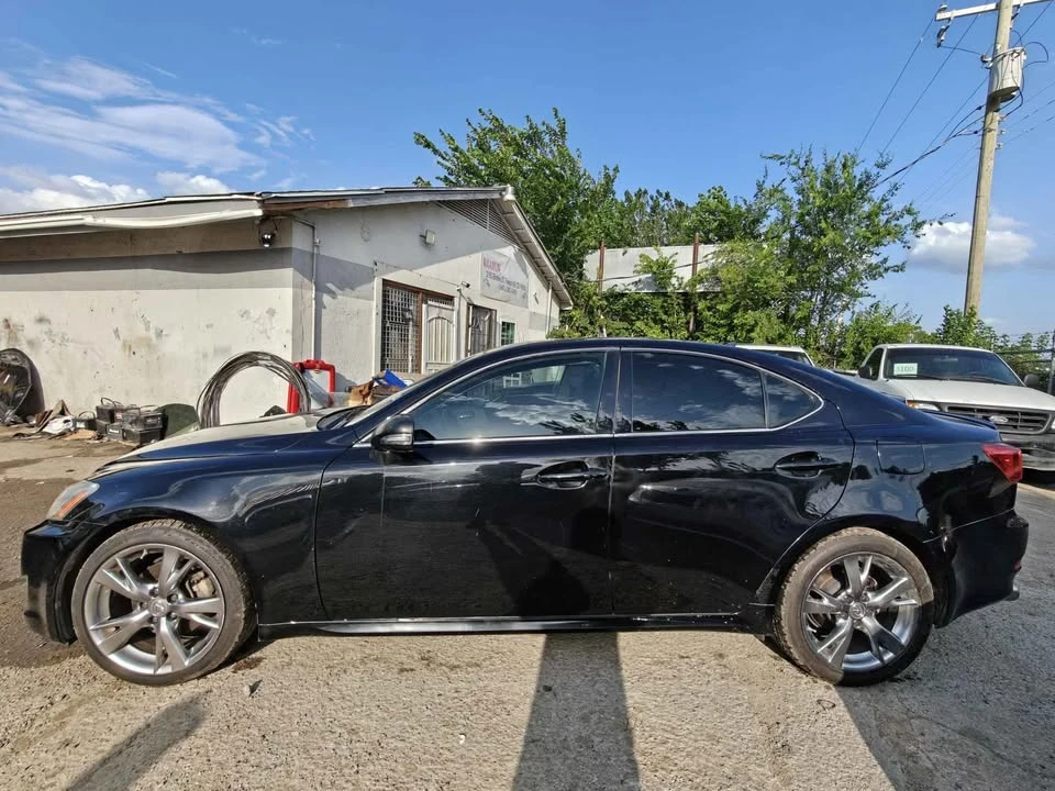 2009 Lexus IS 2nd Gen - Image 11 of 15