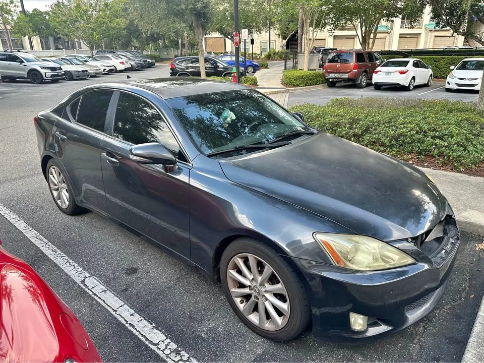 2009 Lexus IS 2nd Gen - Image 2 of 4