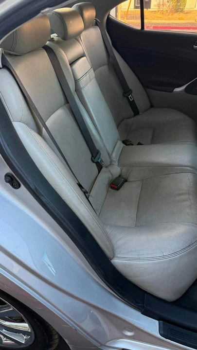 2009 Lexus IS 2nd Gen - Image 16 of 20