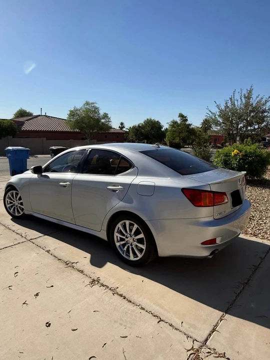 2009 Lexus IS 2nd Gen - Image 9 of 20