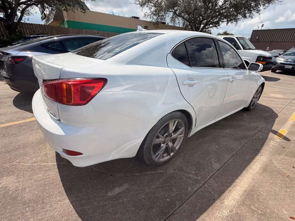 2009 Lexus IS 2nd Gen - Image 5 of 5