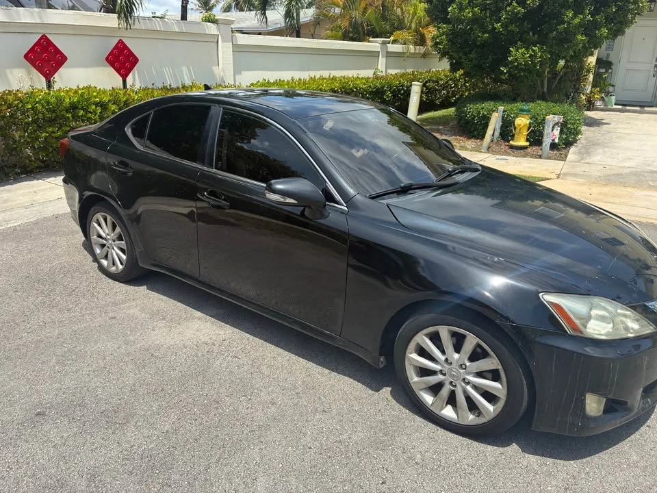 2009 Lexus IS 2nd Gen - Image 3 of 8