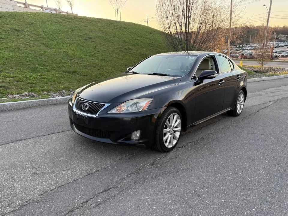 2009 Lexus IS 2nd Gen - Image 10 of 16