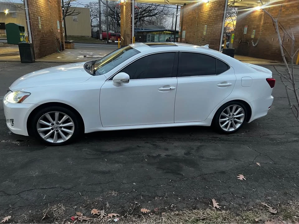2009 Lexus IS 2nd Gen - Image 14 of 15