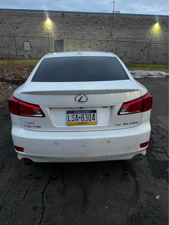 2009 Lexus IS 2nd Gen - Image 5 of 15