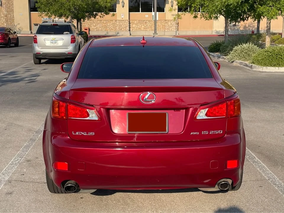 2009 Lexus IS 2nd Gen - Image 4 of 16