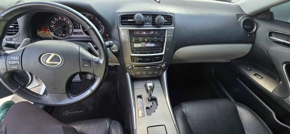2009 Lexus IS 2nd Gen - Image 13 of 15