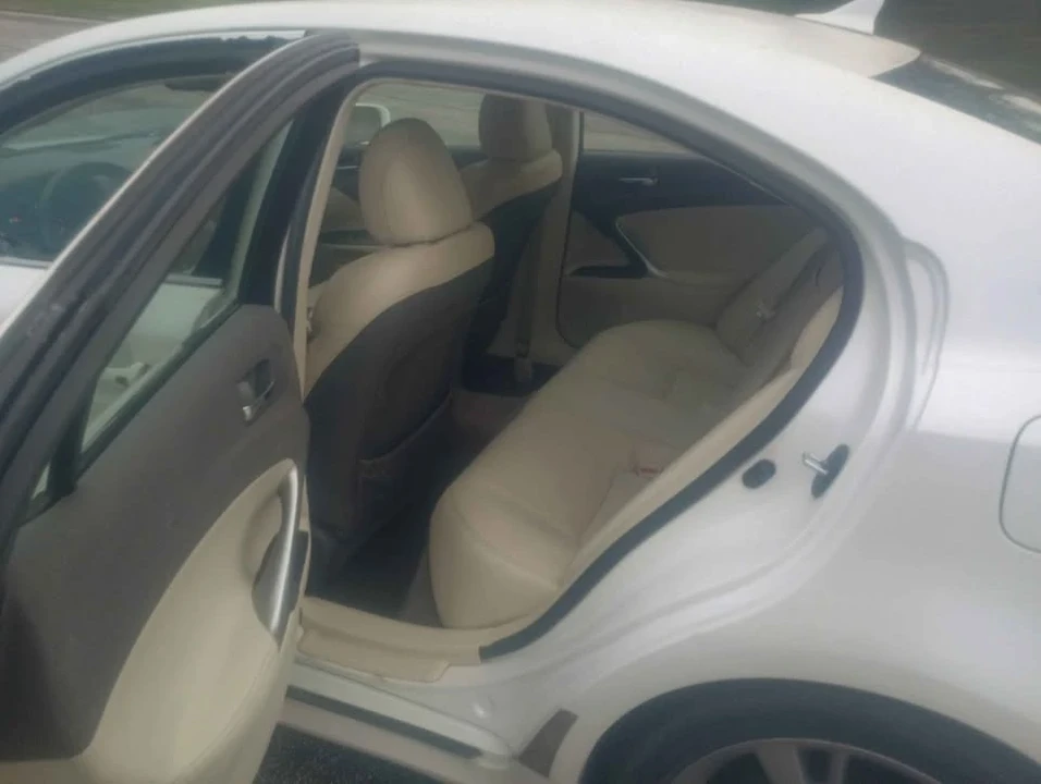 2009 Lexus IS 2nd Gen - Image 8 of 17