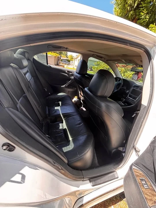 2009 Lexus IS 2nd Gen - Image 3 of 4