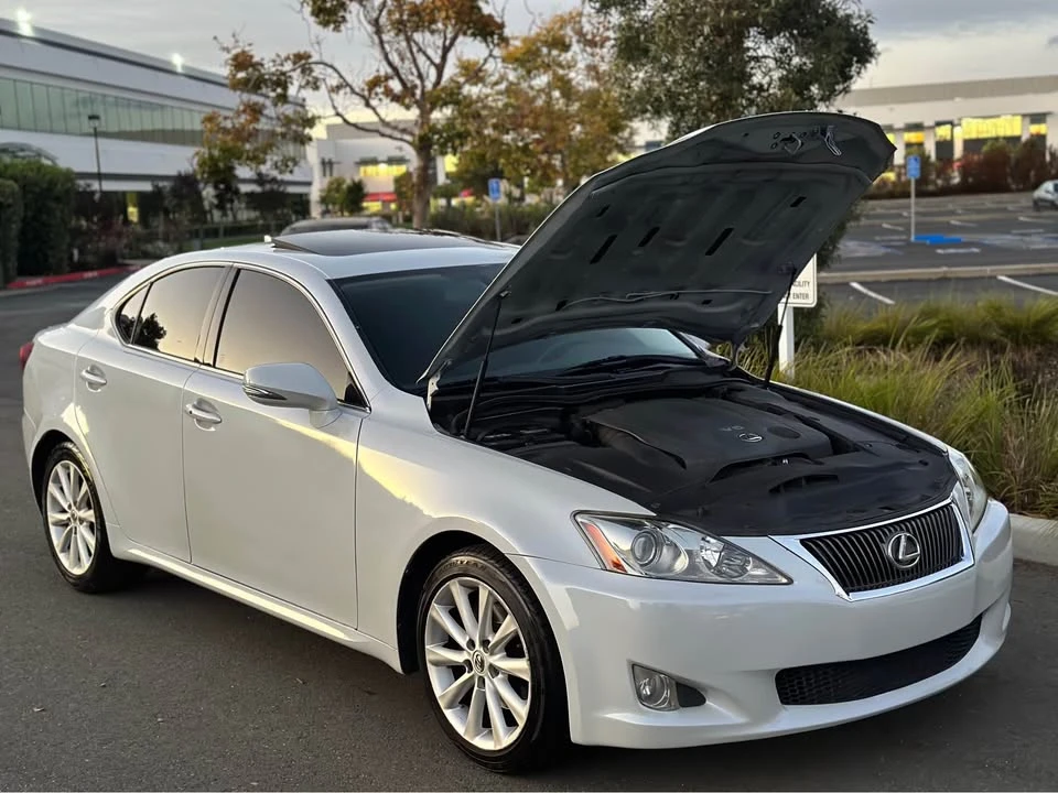 2009 Lexus IS 2nd Gen - Image 8 of 13