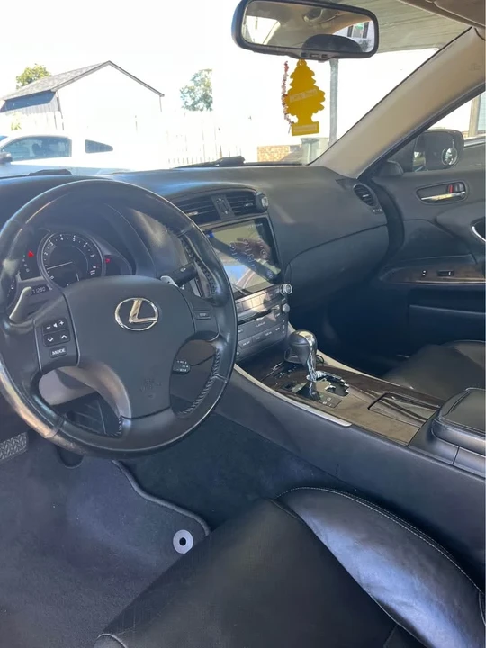 2009 Lexus IS 2nd Gen - Image 7 of 10