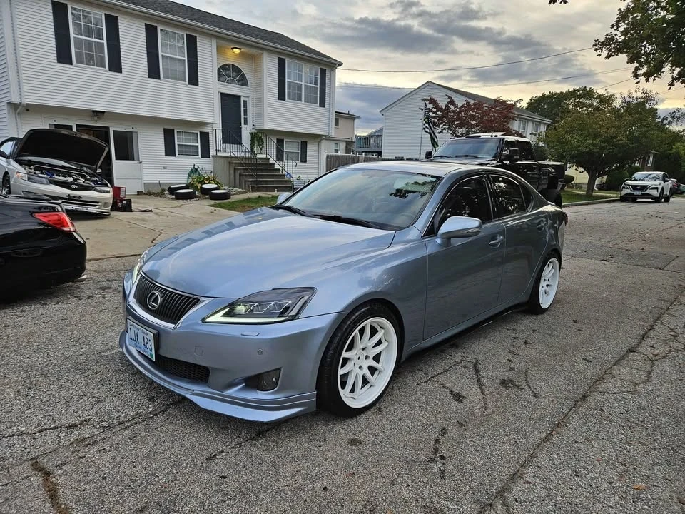 2009 Lexus IS 2nd Gen - Image 5 of 5