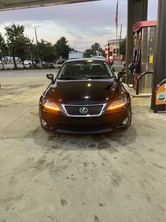 2009 Lexus IS 2nd Gen - Image 6 of 10