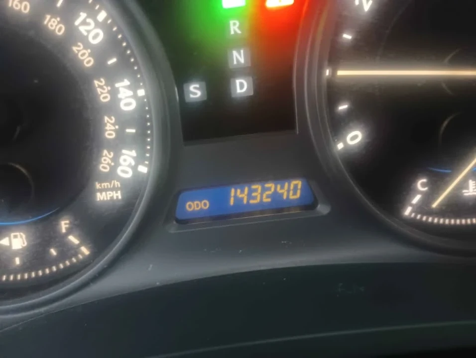 2009 Lexus IS 2nd Gen - Image 12 of 17