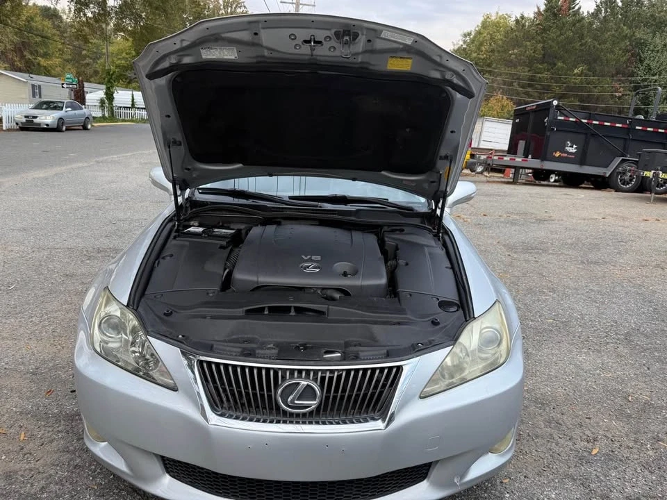 2009 Lexus IS 2nd Gen - Image 4 of 4
