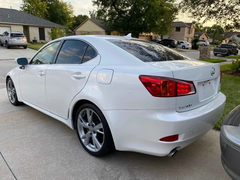 2009 Lexus IS 2nd Gen - Image 7 of 13