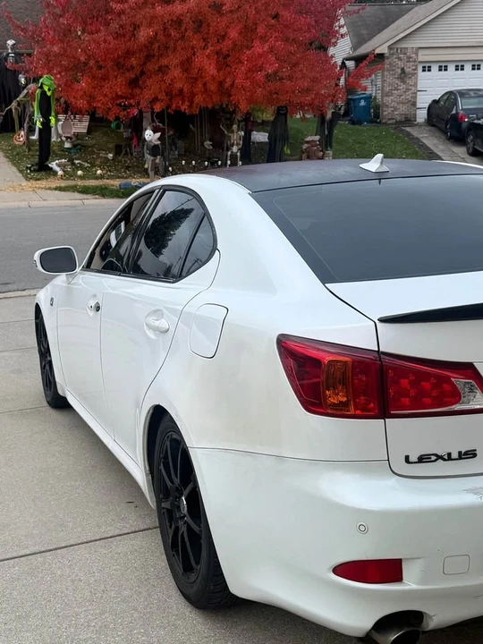 2009 Lexus IS 2nd Gen - Image 4 of 14