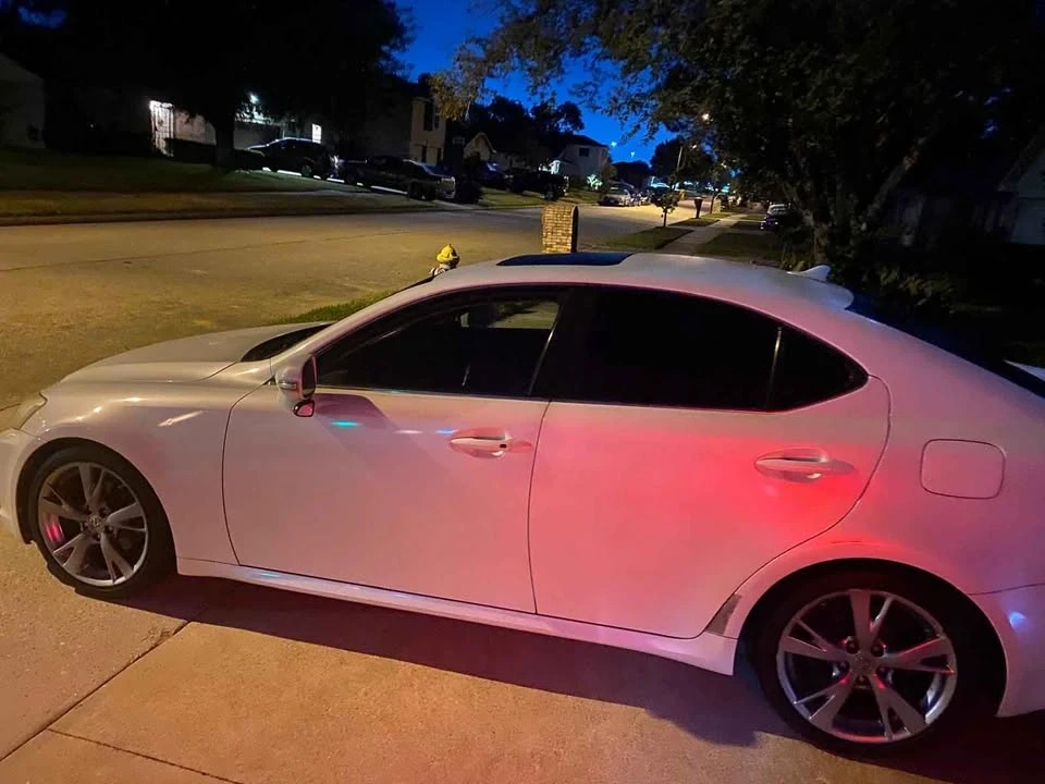 2009 Lexus IS 2nd Gen - Image 4 of 13