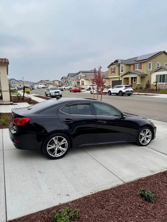 2009 Lexus IS 2nd Gen - Image 6 of 13