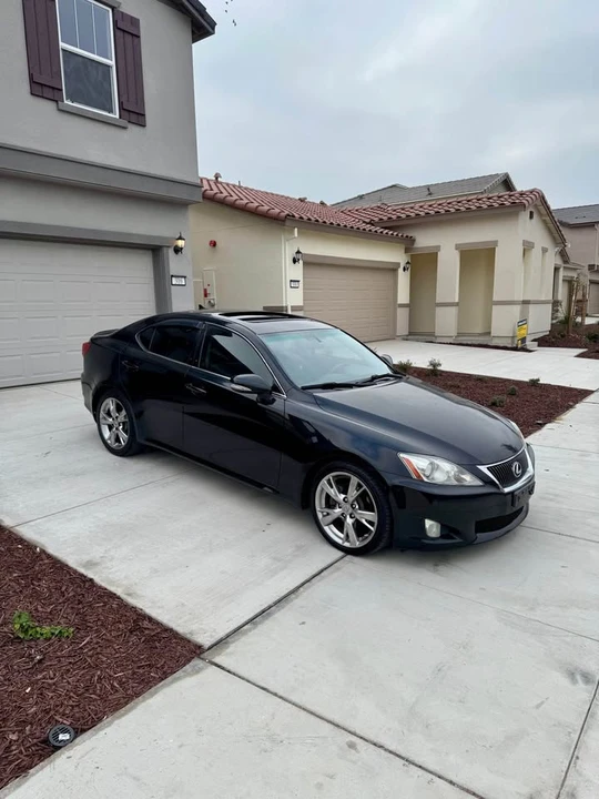 2009 Lexus IS 2nd Gen - Image 4 of 13