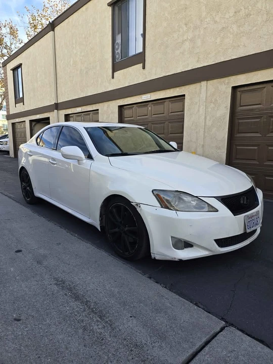 2009 Lexus IS 2nd Gen - Image 3 of 8
