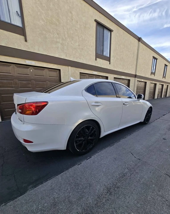 2009 Lexus IS 2nd Gen - Image 5 of 8