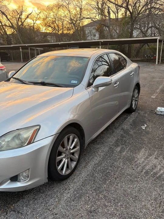 2009 Lexus IS 2nd Gen - Image 2 of 5