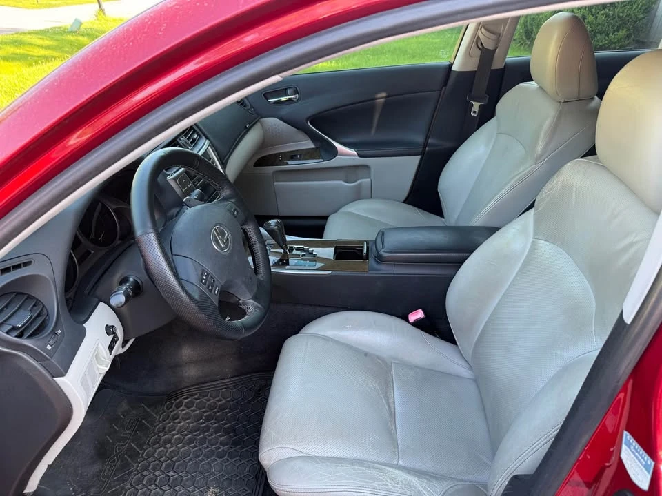 2009 Lexus IS 2nd Gen - Image 5 of 11