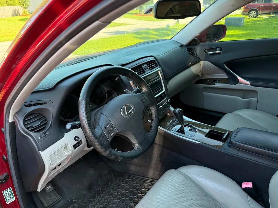 2009 Lexus IS 2nd Gen - Image 6 of 11