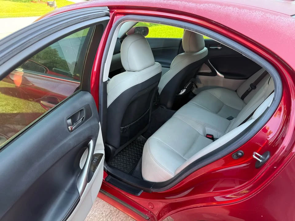 2009 Lexus IS 2nd Gen - Image 11 of 11